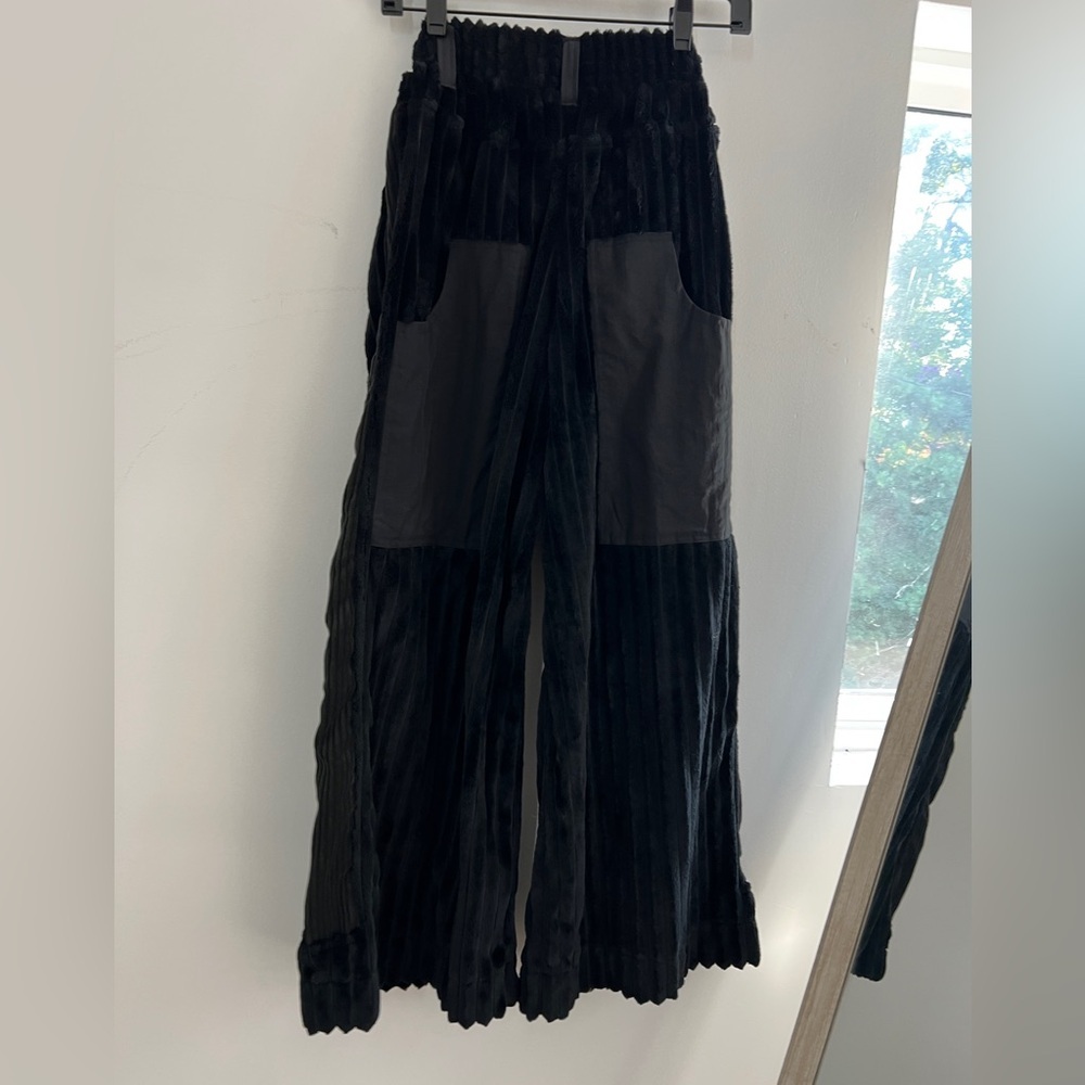 Somewhere nowhere S Black Textured Wide-Leg Pants - Picture 5 of 8